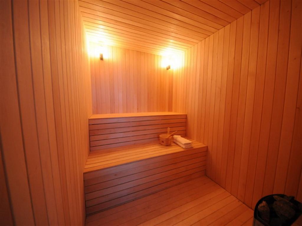 Hotel Club-2100 グダウリ エクステリア 写真